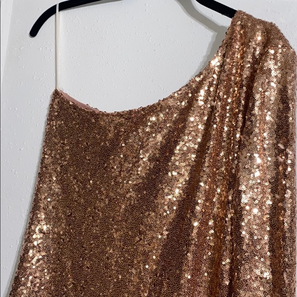 Womens/Juniors sequin dress. - Picture 4 of 5